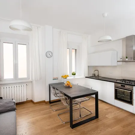 Appartement Domus Aurea A Stone's Throw From The Colosseum Rome