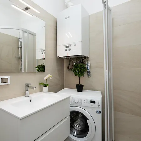 Appartement Domus Aurea A Stone's Throw From The Colosseum Rome